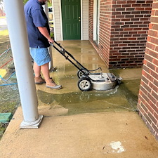 Pressure-wash-cleaning-at-Hunters-Landing-Apartments-in-Arab-Alabama 4